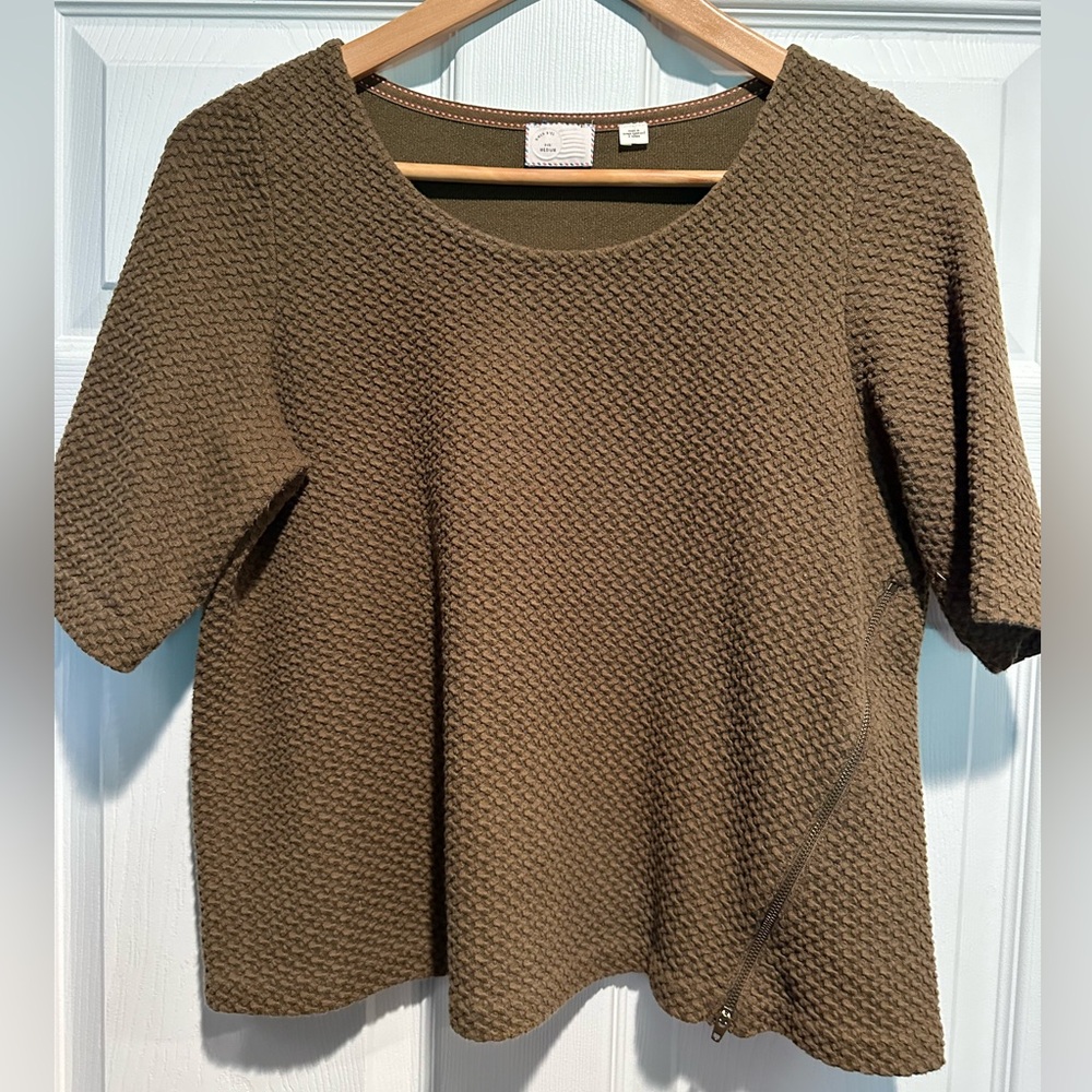 Anthropologie Olive green short sleeve shirt